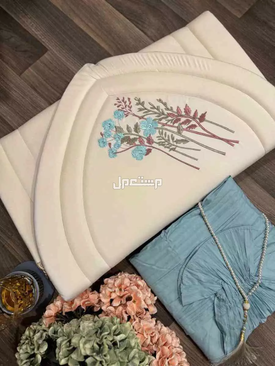 🌹عروضنا مستمره 🌹اطقم صلاة نسائي بناتي خامه نظيفه 🌹موديل جديد 🌹الطقم يتكون من 🌹سجاد صلاة مبطن اثنين سنت 🌹شرشف صلاة قطن مكسر 🌹سبحه 🌹