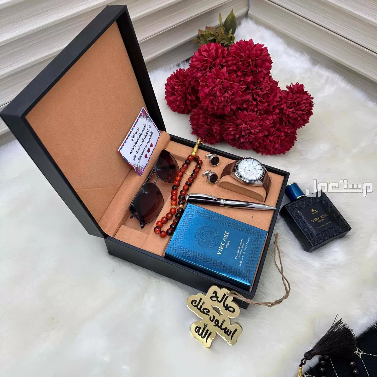 💫*جديدنا هدية رجالية تجمع بين الاناقة و الفخامة مكون من 💫ساعة جلد رجالي تصميم ماركة اكثر مبيعاً في عالم الساعات 💫ضمان سنة ماء/مكينة\بطارية/ اي خلل فني 💫*.قلم رجالي استالس استيل