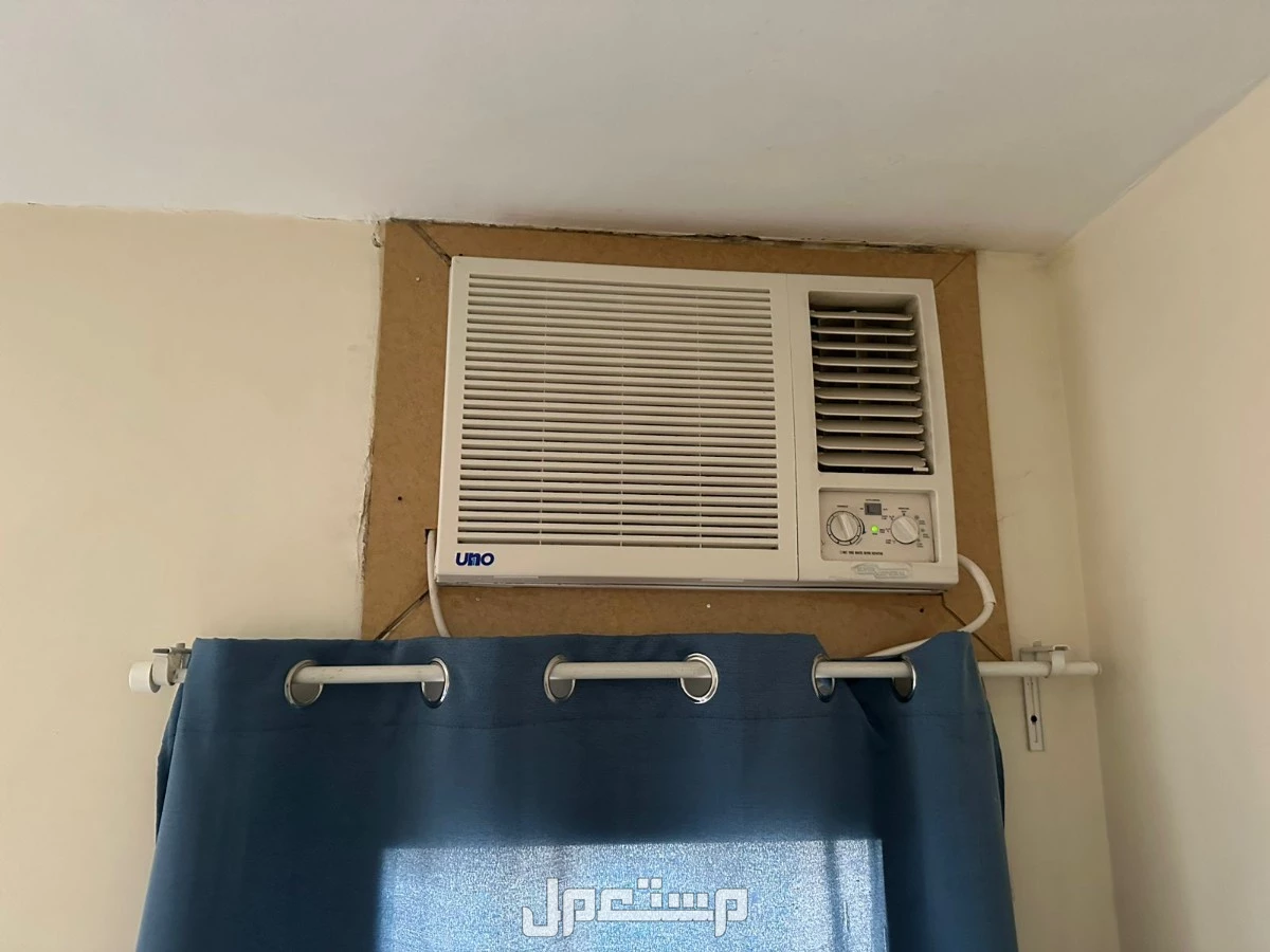 للبيع فرن غاز صناعة برتغالية و 4 مكيفات بحالة ممتازه مكيف شباك سوبر جنرال / 18000 وحده / بارد فقط / استعمال 3 سنوات / 500 ريال