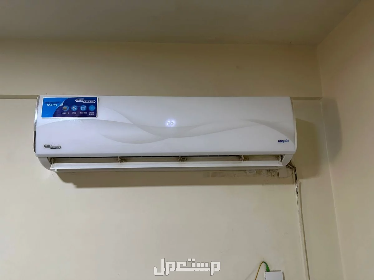 للبيع فرن غاز صناعة برتغالية و 4 مكيفات بحالة ممتازه مكيف سبليت سوبر جنرال / 24000 وحده / بارد فقط / استعمال 3 سنوات / 1000 ريال