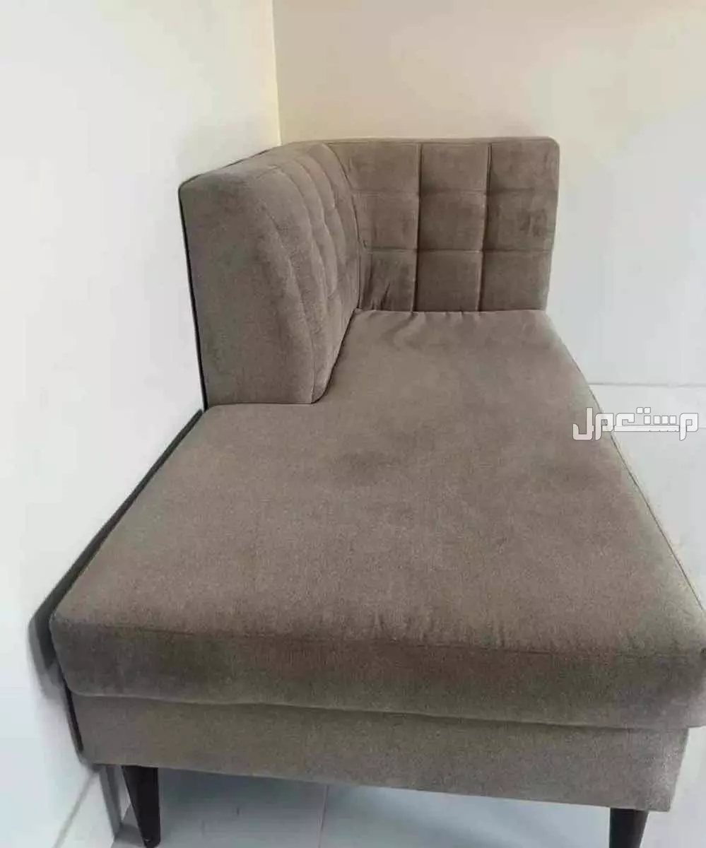 كنب لون بيج  الاطوال كنب زاوية 170 سم  القطعة الثانيه 210 سم سعر البيع 1000 ريال قابل للتفواض وبالتوفيق كنب زاوية