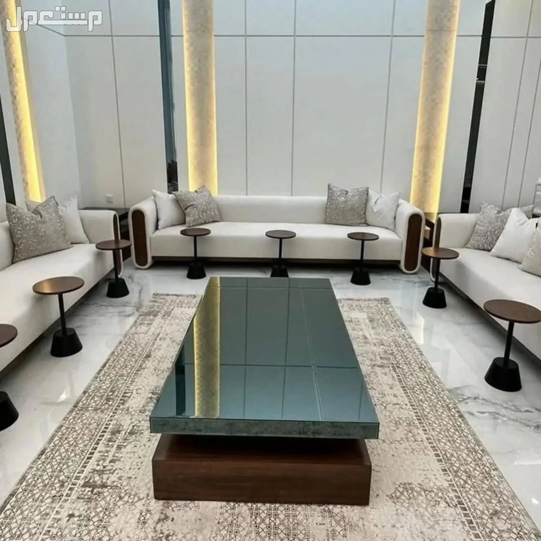 كنب كلاسيكي  في جدة بسعر 3 آلاف ريال سعودي
