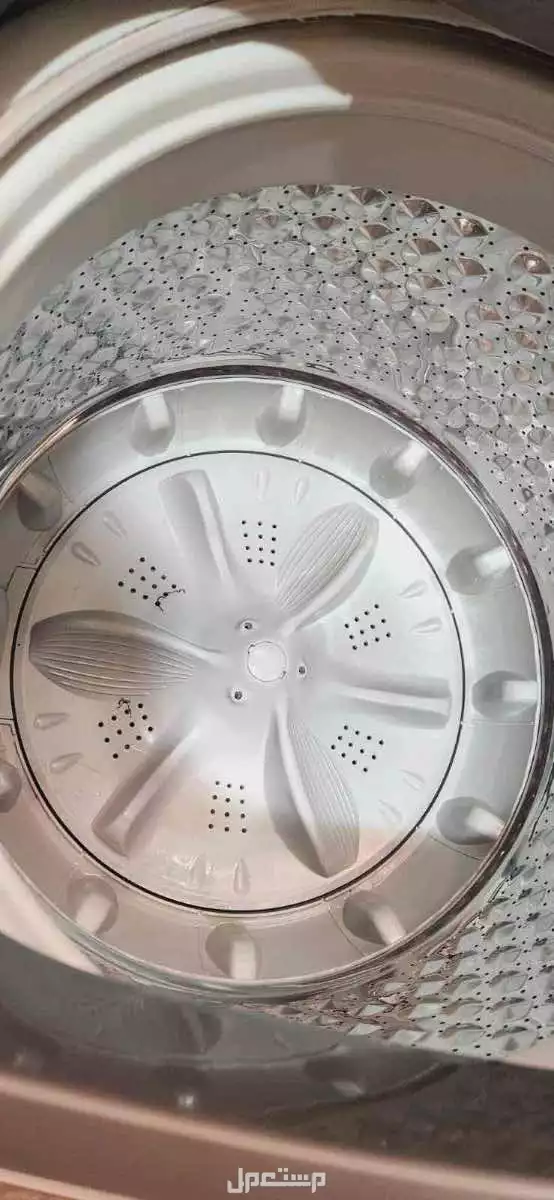 غرفة نوم كبيرة وغسالة ملابس هام 8 ك