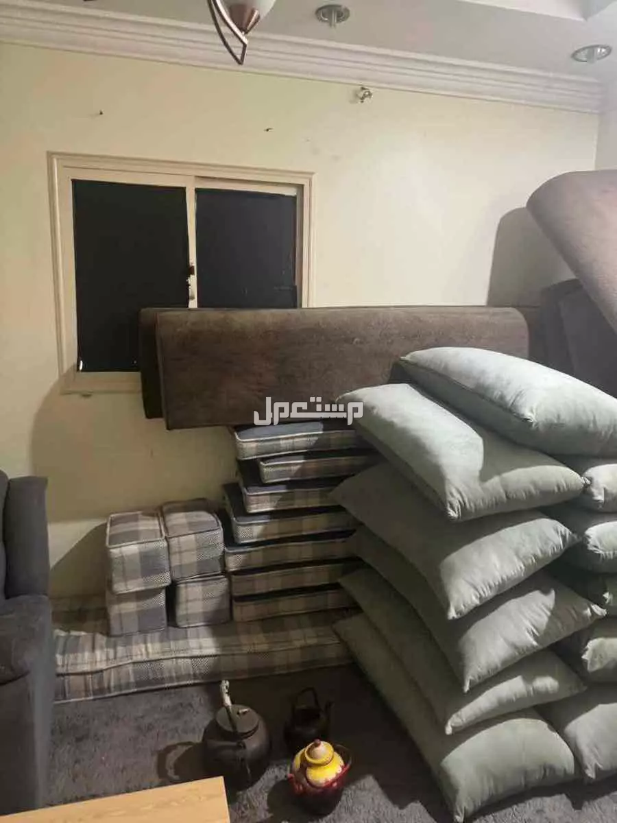 اثاث منزلي للبيع مستعجل غرفة نوم كامله
