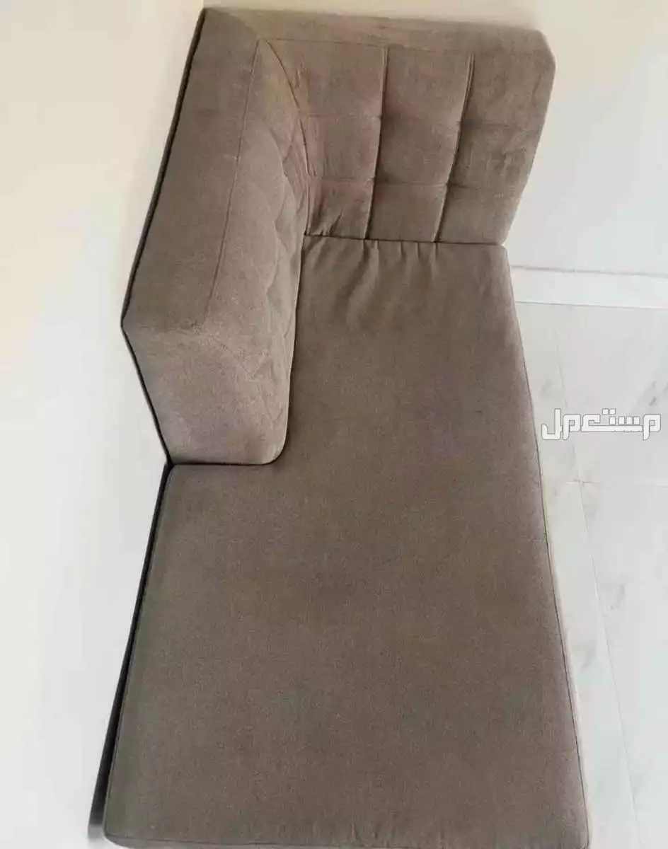 كنب زاوية مقاس 170 سم      القطعه الثانيه 210 سم سعر البيع 600 ريال قابل للتفاوض وبالتوفيق كنب زارية
