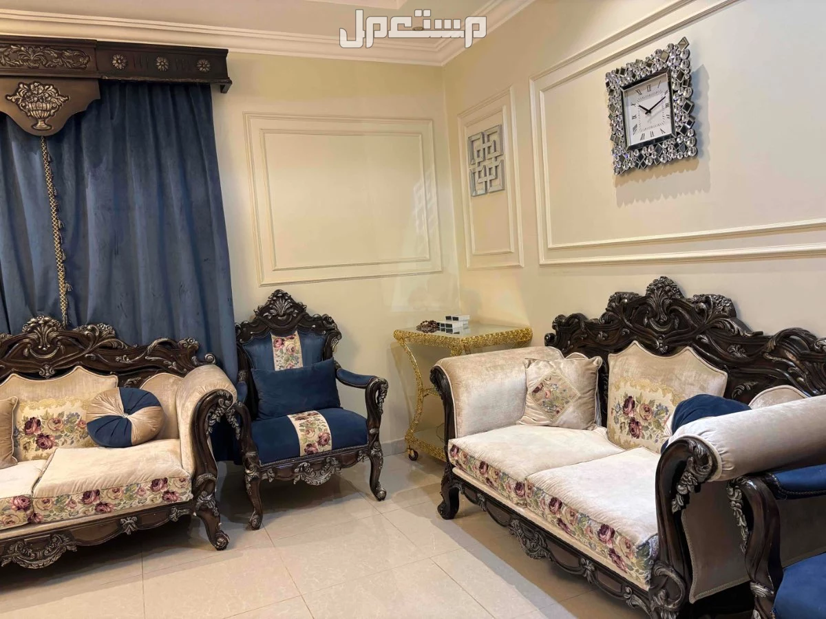 كنب للبيع 8 قطع  مستعمل سنه الشراء 2020