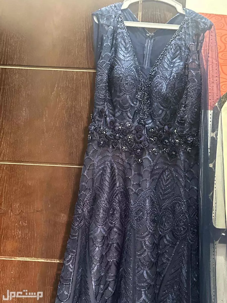 فساتين سهرة مستعمله صغار ومبار