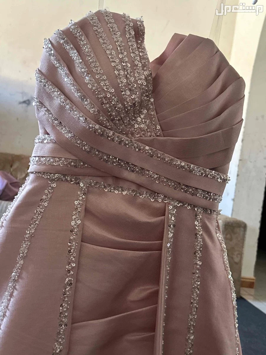 فساتين سهرة مستعمله صغار ومبار