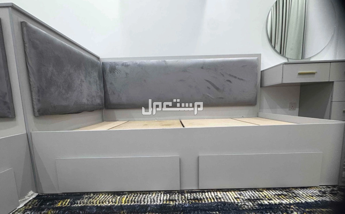 فرصه رائعه غرفه نوم شبه جديده وبحاله جدا ممتازه للبيع في المدينة المنورة بسعر 1700 ريال سعودي