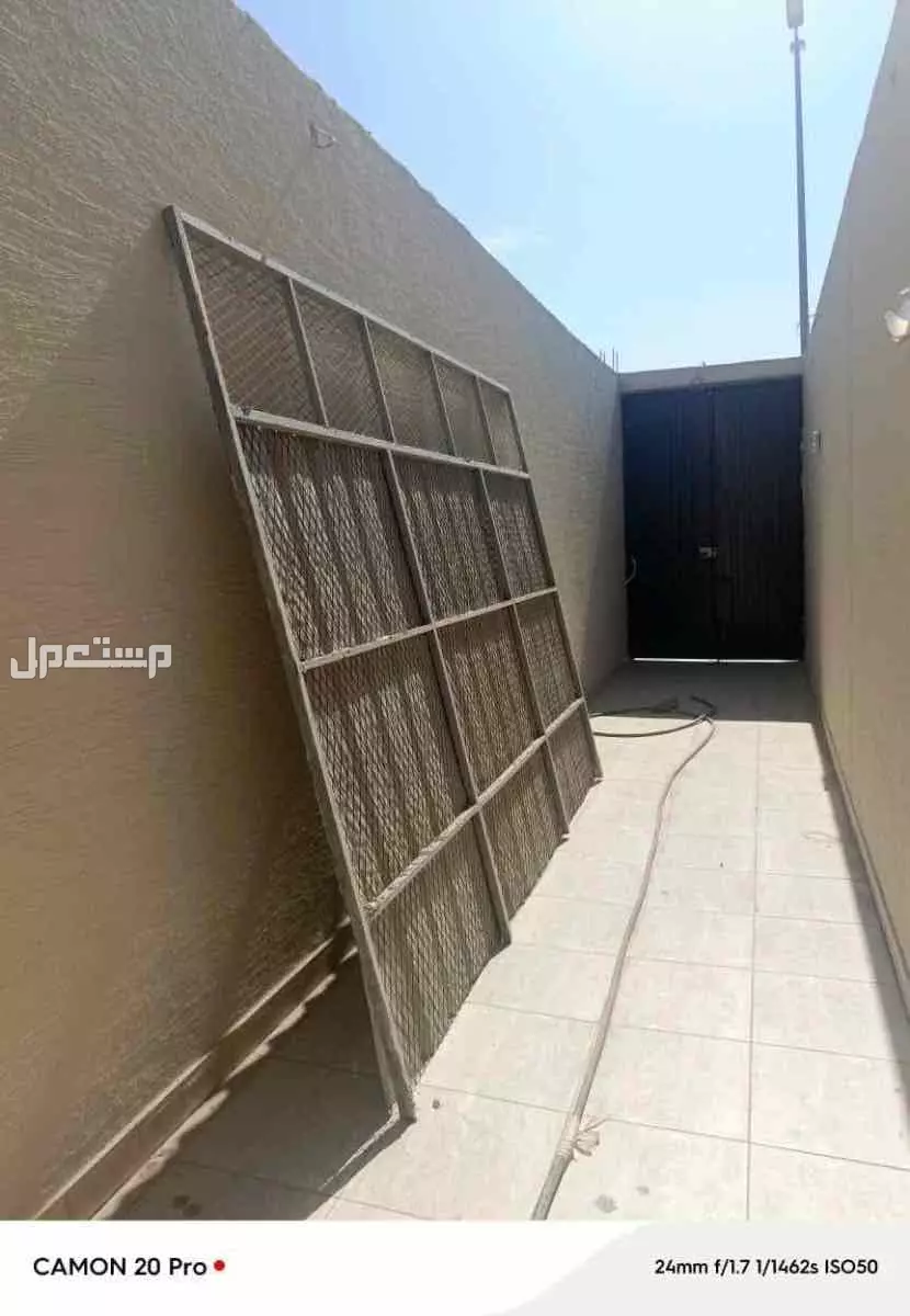 للبيع شينكو كراج  السعر علا السوم