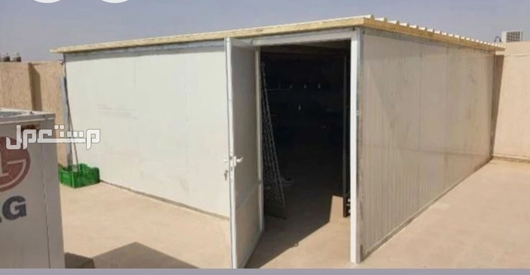توريد وتركيب ساندوبتش بانل وجميع اعمال الهناجر والمستودعات في الرياض بسعر 160 ريال سعودي