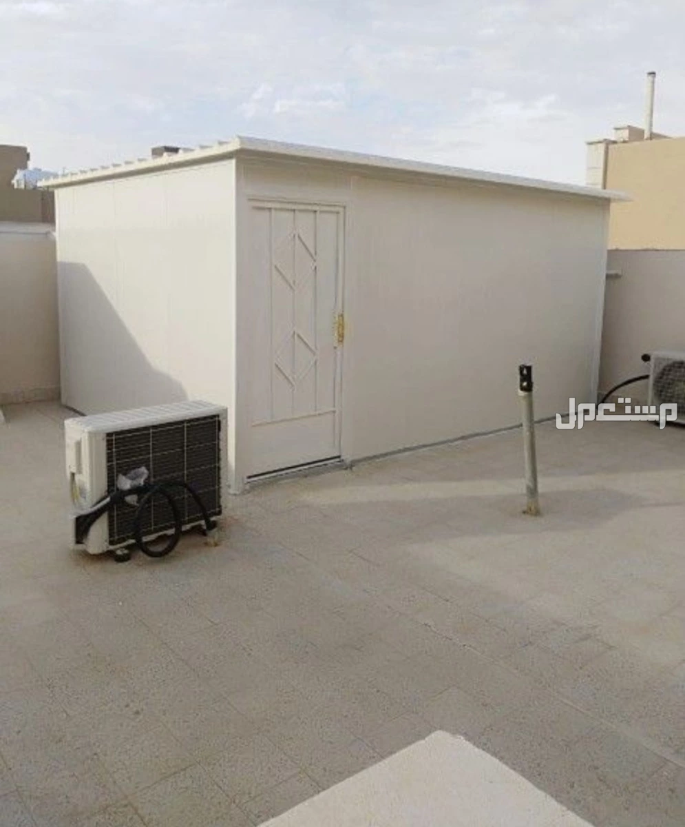 توريد وتركيب ساندوبتش بانل وجميع اعمال الهناجر والمستودعات في الرياض بسعر 160 ريال سعودي