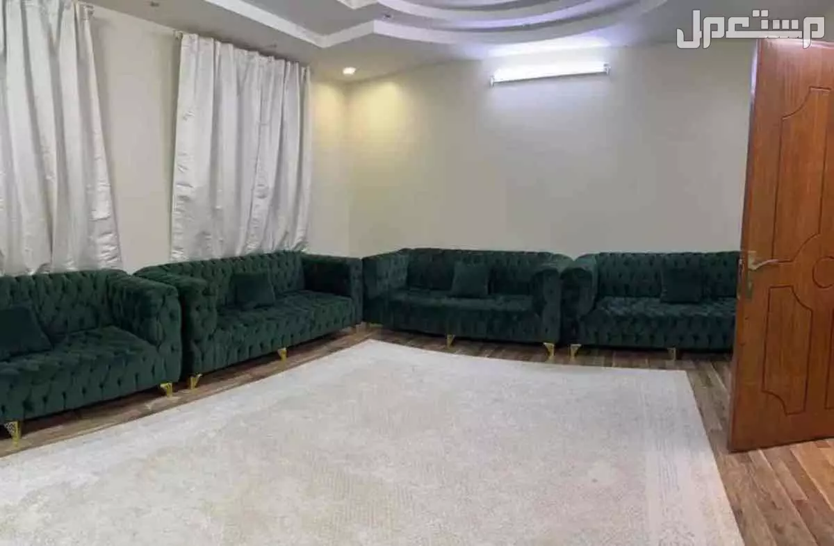 كنب للبيع  في الطائف بسعر 3500 ريال سعودي