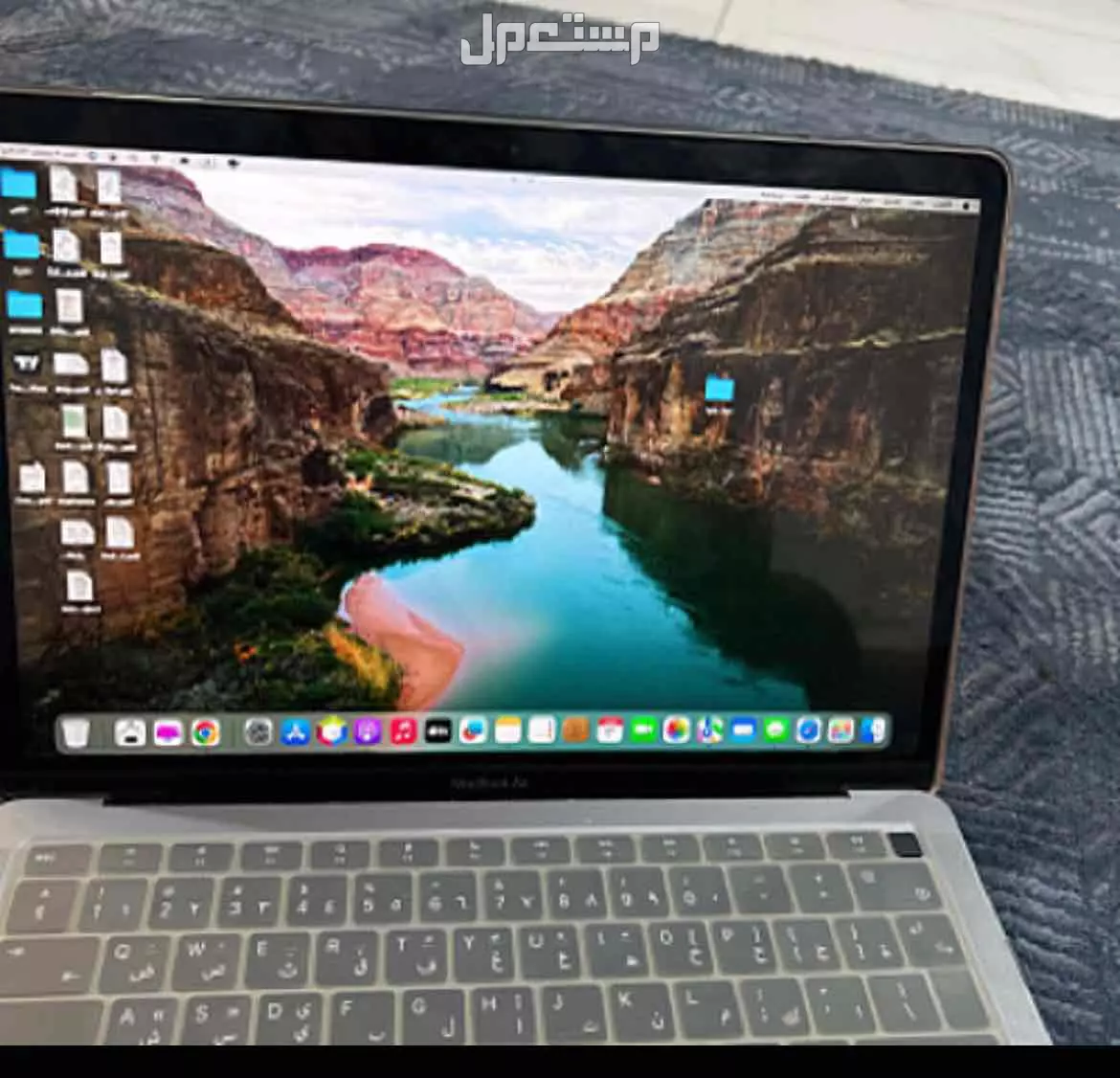 لابتوب mac 8 غيابايت M1 في الرياض 3000بسعر 5 آلاف ريال سعودي