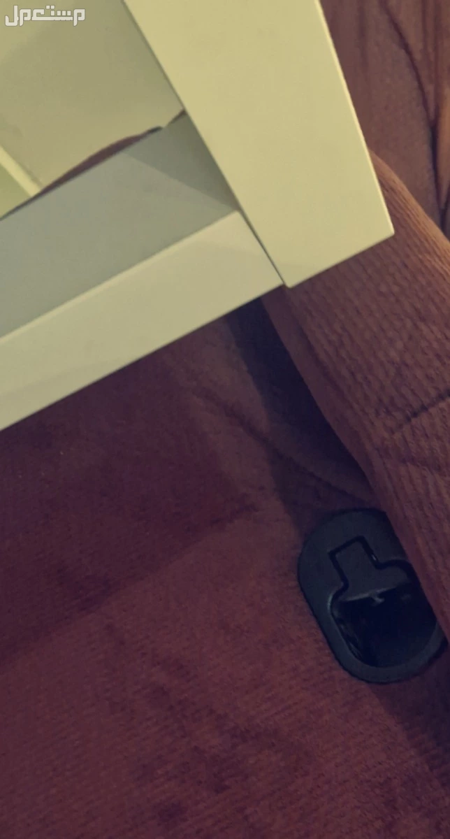 للبيع كنب استرخاء من ساكو احمر