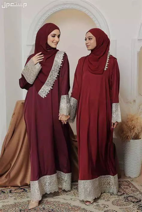 عبايات رمضان 2025 للصلاة: موديلات عصرية ومريحة تلائم شهر العبادة عبايات مريحة للصلاة في رمضان