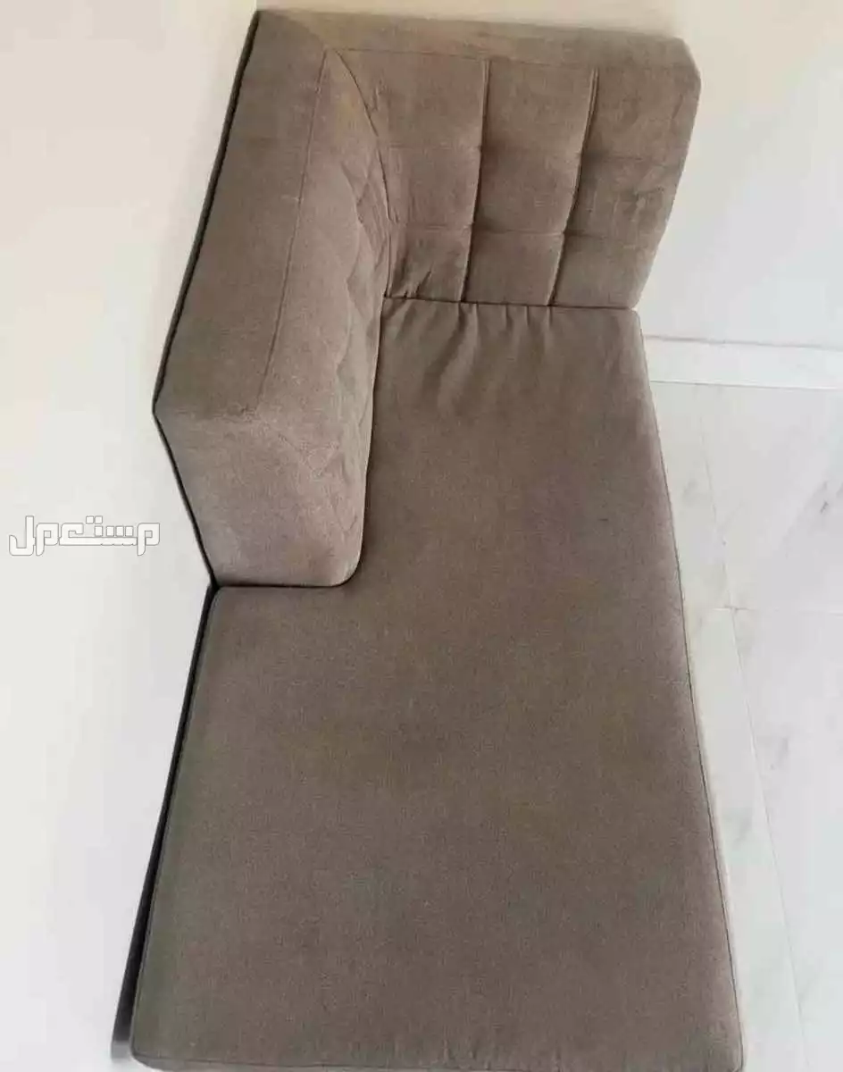 كنب لون بيج ب 600 ريال في الخرج