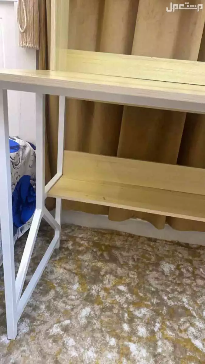 للبيع طاوله او مكتب دراسي نظيف في مكه
