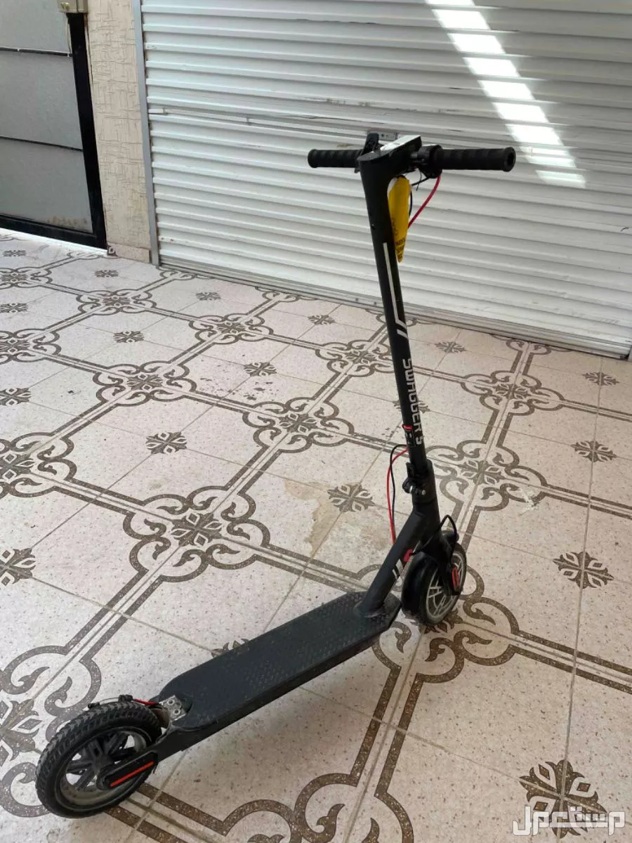 للبيع سكوتر ب الرياض ب 550 في الرياض بسعر 550 ريال سعودي نظيف جدا