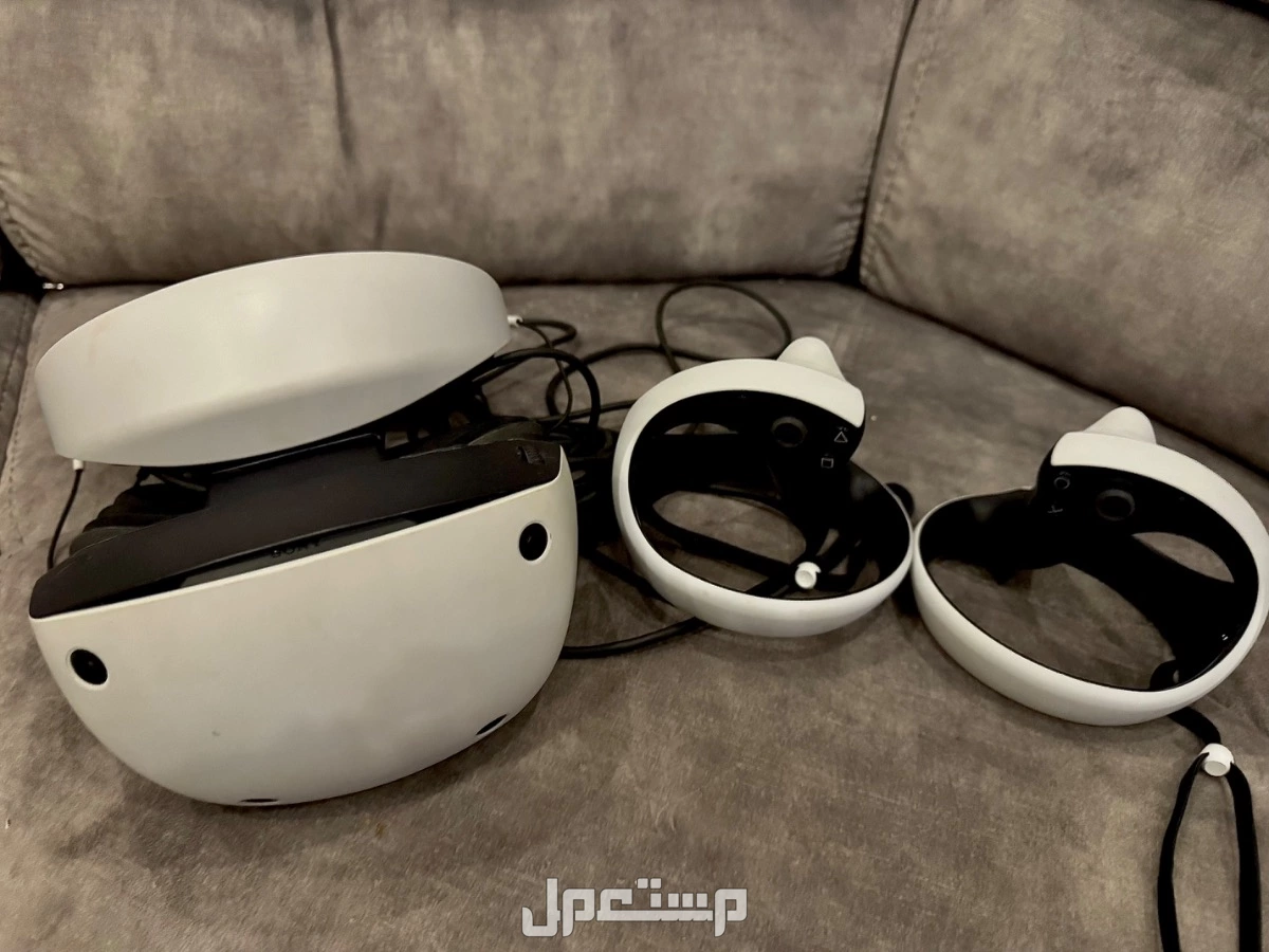 للبيع نظارة VR 2 الواقع الافتراضي بـ900 ريال