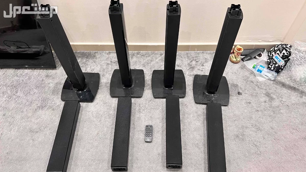شاشة تلفاز LG فائق الوضوح ذكي وسماعات LG محيطية ومكبرات صوت LG جديدة