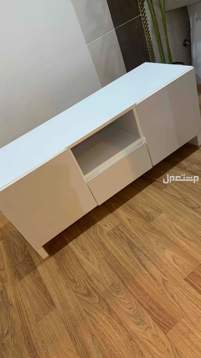 للبيع طاوله مقاس 120 لون ابيض مكة