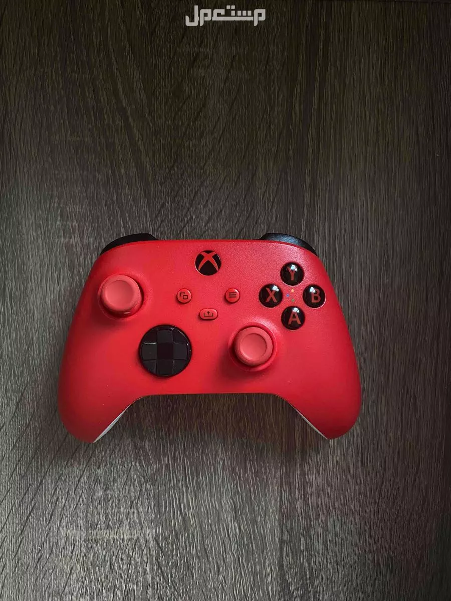 سماعة xbox لاسلكية مع يد xbox حمراء