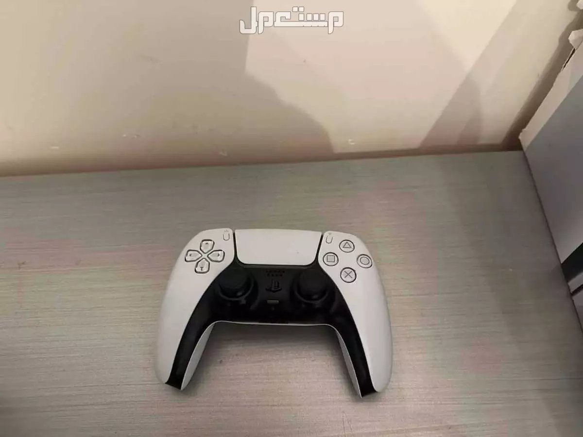 سوني فايف 5 شبه جديد للبيع بالخبر سعر 2000