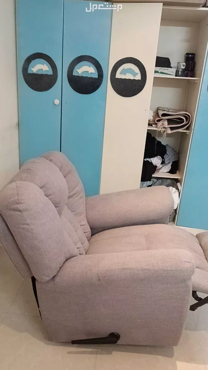 للبيع كنب استرخاء هزاز مع مسند يدوي