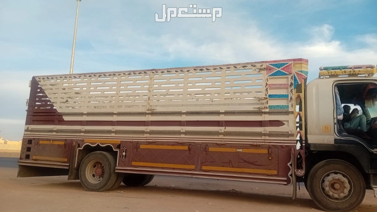 دينا نقل عفش داخل وخارج الرياض مع الفك والتركيب غرفة نوم والمكيفات والمطبخ دينا نقل عفش داخل وخارج الرياض