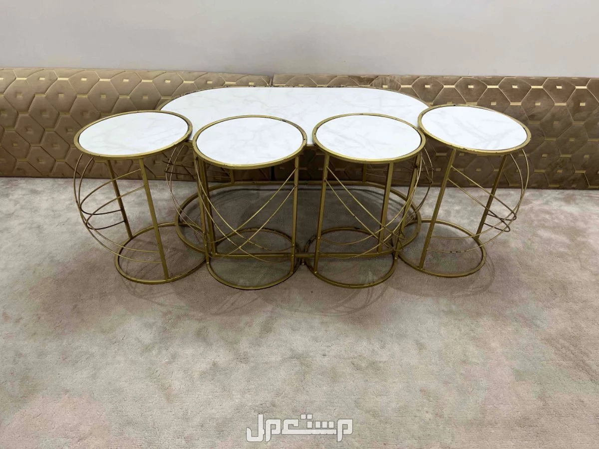 طارله مع 4 طاولات خدمه  في الطائف بسعر 350 ريال سعودي