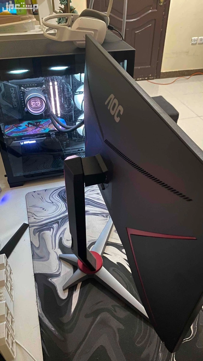شاشة aoc 144hz 27 inch   IPS في ج في جدة بسعر 600 ريال سعودي