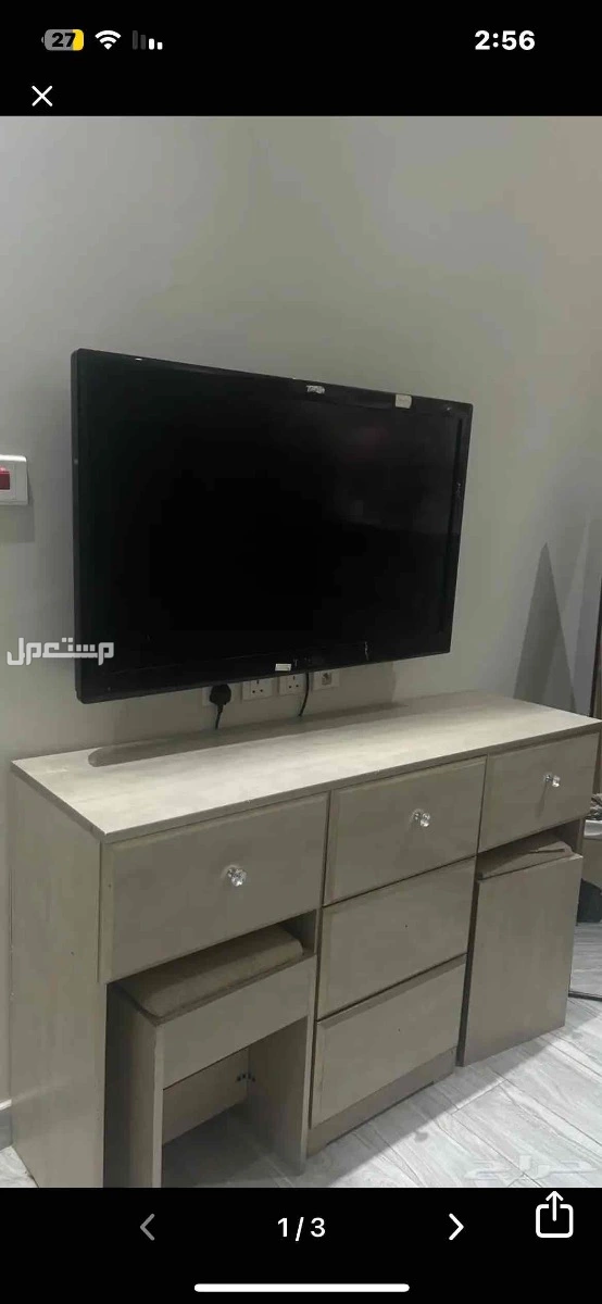 شاشه للبيع بوصه 42 بسعر 300 في الرياض بسعر 300 ريال سعودي
