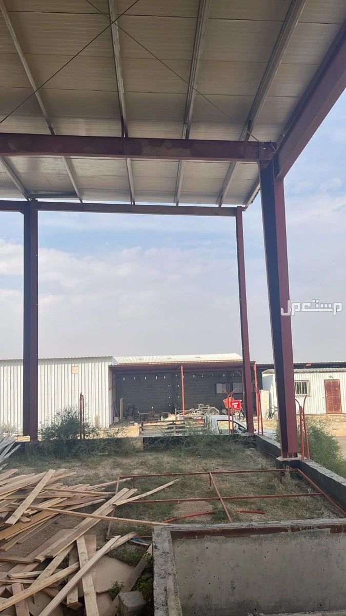 للبيع حديد الزامل خاص بالمظلات