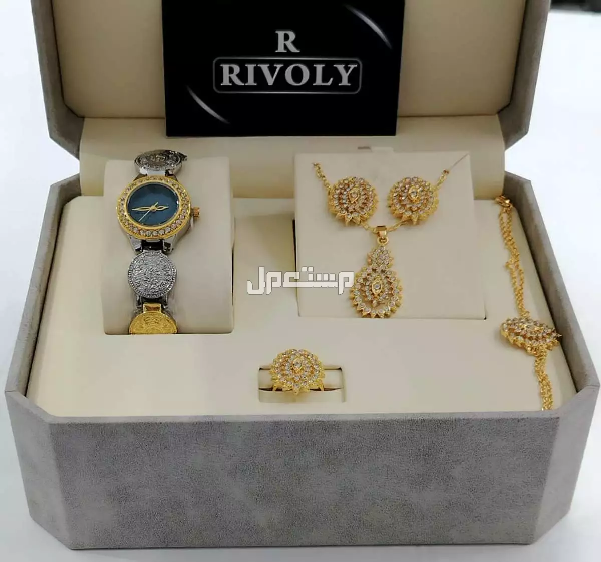 طقم ساعات نسائي درجه اولى  في الرياض بسعر 165 ريال سعودي لطلب وتساب
0567420275