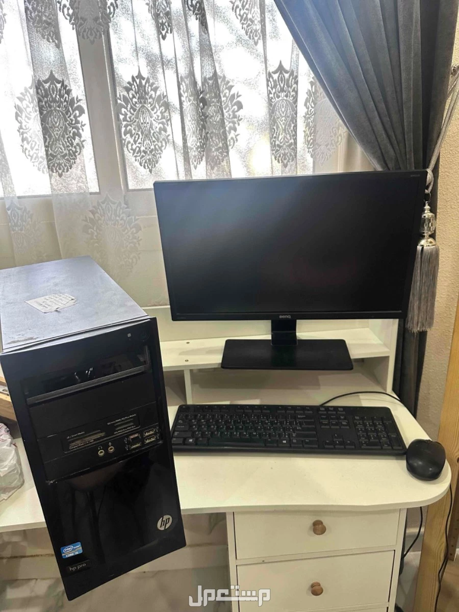 جهاز كمبيوتر HP مع شاشه للبيع  في جدة بسعر 400 ريال سعودي