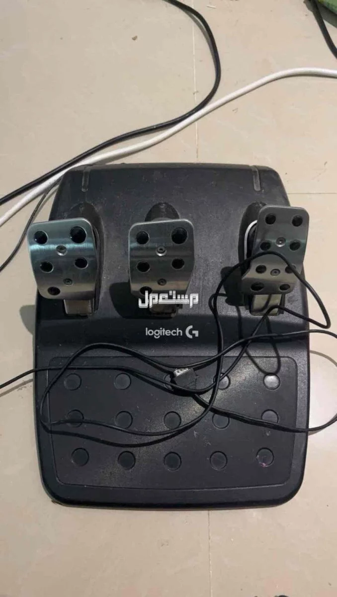 للبيع طاره g29 مع كامل ملحقاتها قير وبنزين ودركسون للابلاستيسن