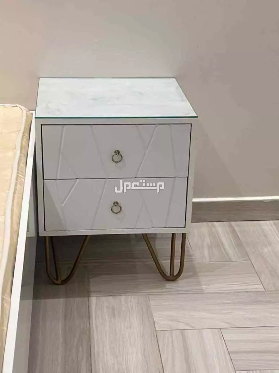 سرير جديد مستخدم  في المدينة المنورة بسعر 800ريال سعودي