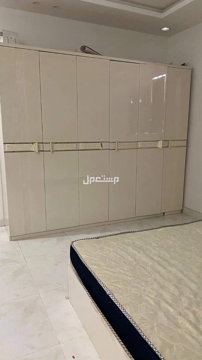 نشتري جميع الأثاث المستعمل مكيفات مطابخ غرفه نوم مكيفات