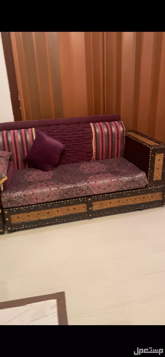 كنب مجلس  مغربي بسعر 500 ريال سعودي قابل للتفاوض
