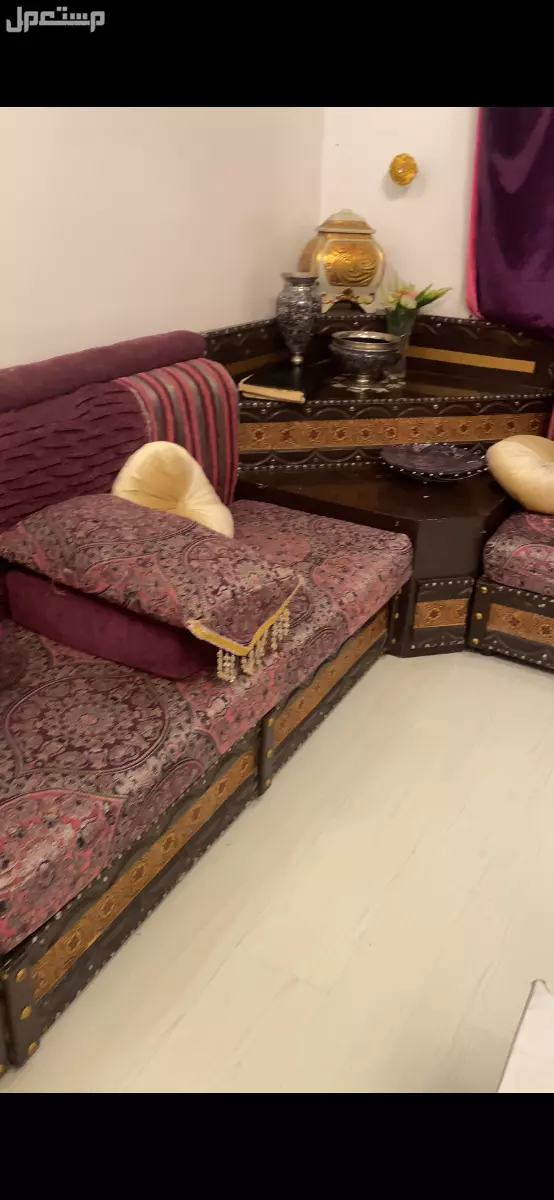 كنب مجلس  مغربي بسعر 500 ريال سعودي قابل للتفاوض