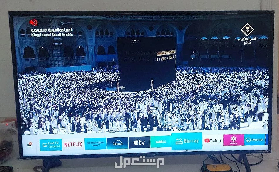 شاشه 43 انش سمارت سامسونج بحالة ممتازه