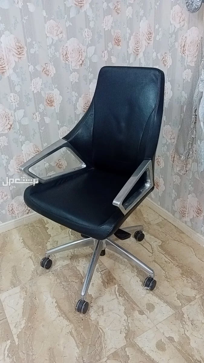 كرسي مكتبي أصلي جلد للبيع مبيعات مكتبة باحمدون