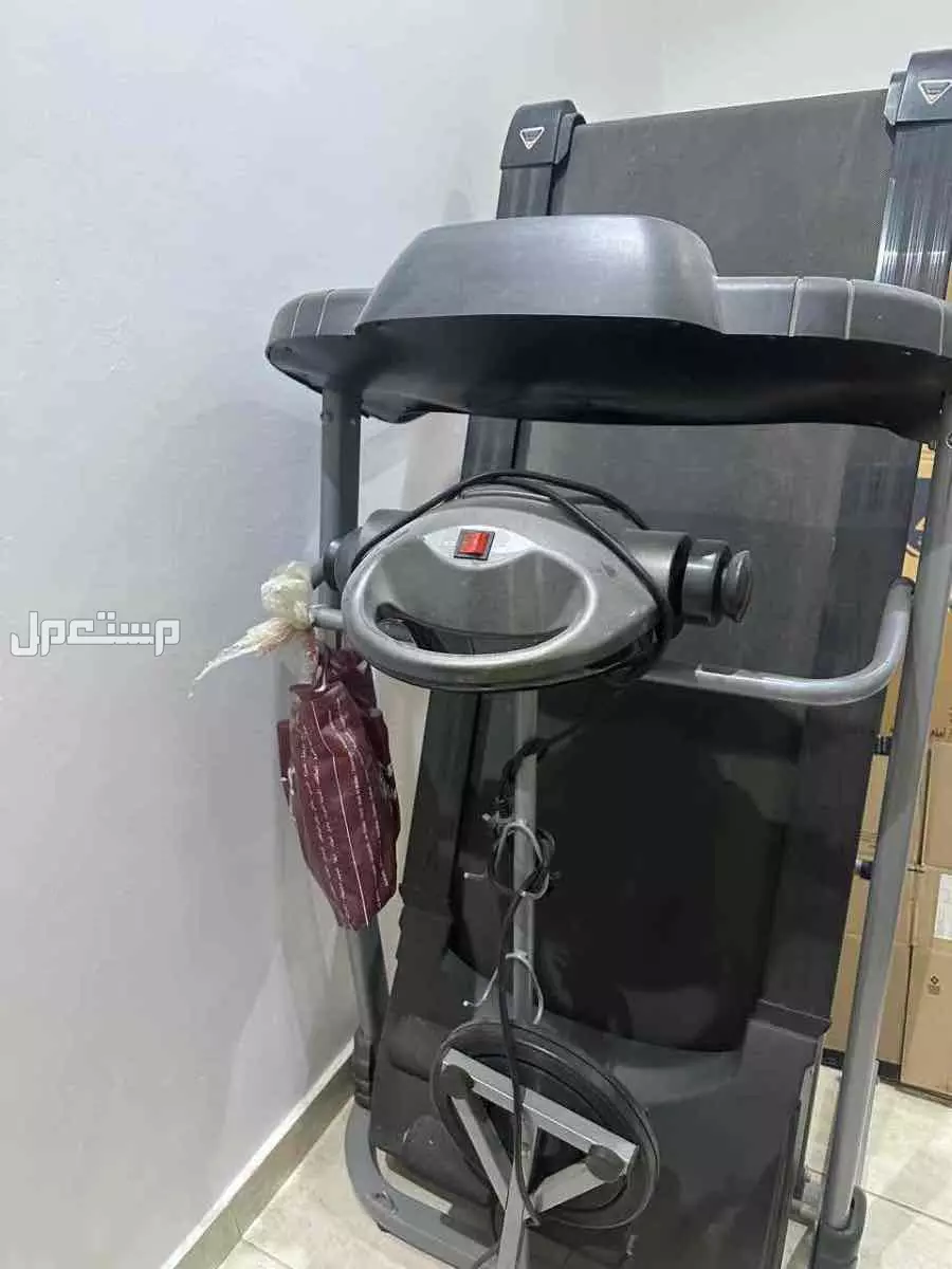 جهاز مشى رياضى كهربائي ، شبة جديد لعدم الاستعمال ب 800 ريال