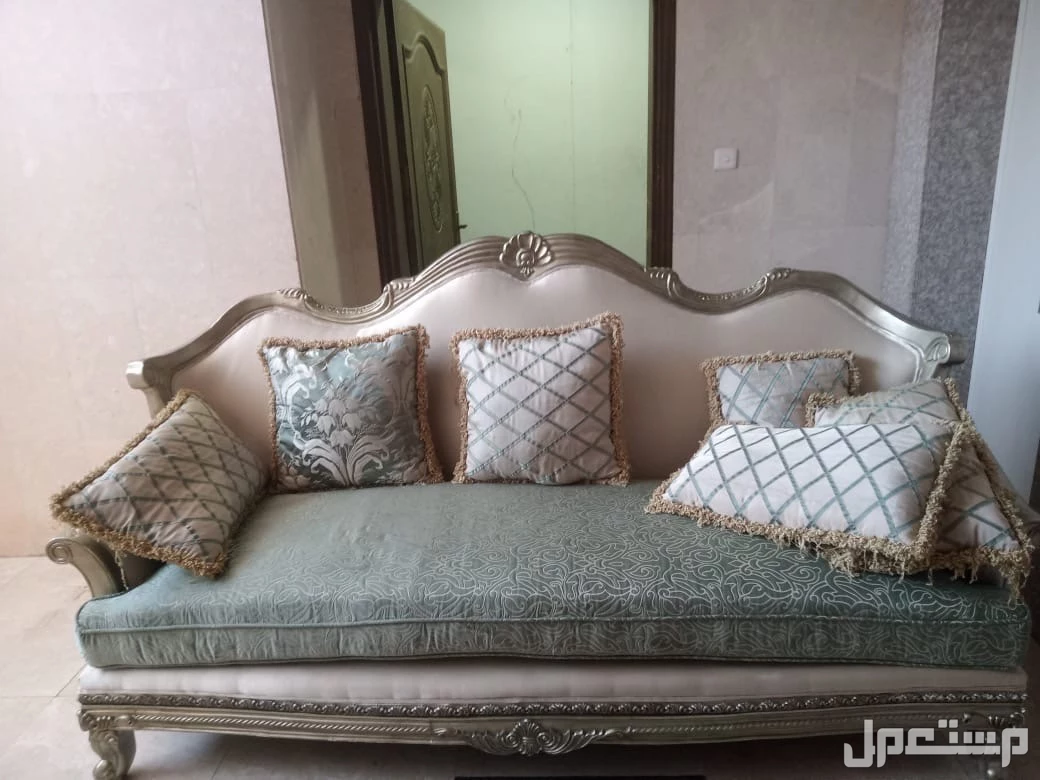 طقم كنب المطلق مستعمل نظيف مكة المكرمة