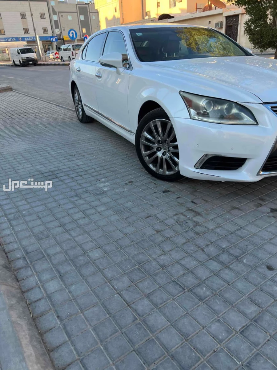 لكزس LS 2016 في الرياض بسعر 120 ألف ريال سعودي