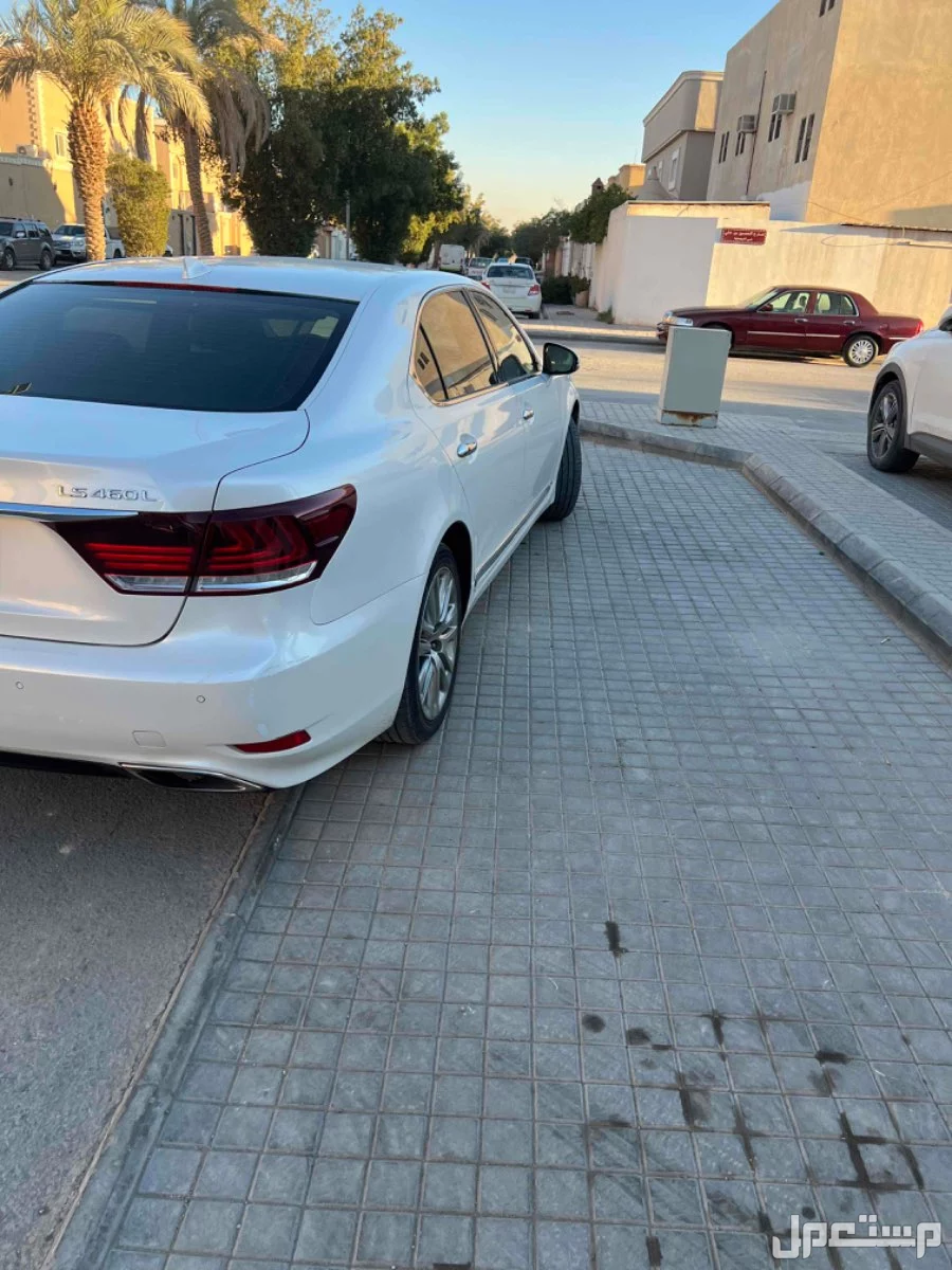 لكزس LS 2016 في الرياض بسعر 120 ألف ريال سعودي