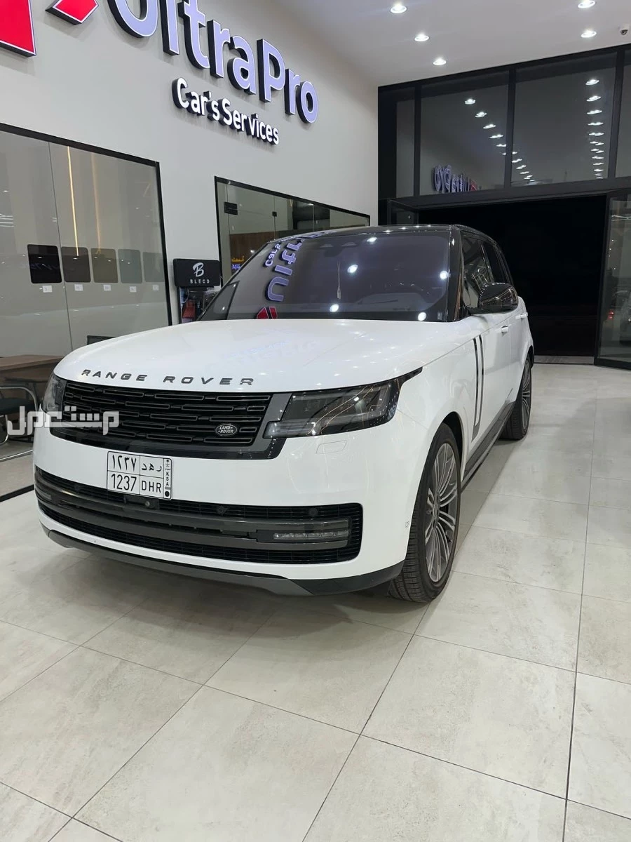 لاند روفر رنج روفر 2023 في أبو ظبي بسعر 293 ألف درهم إماراتي