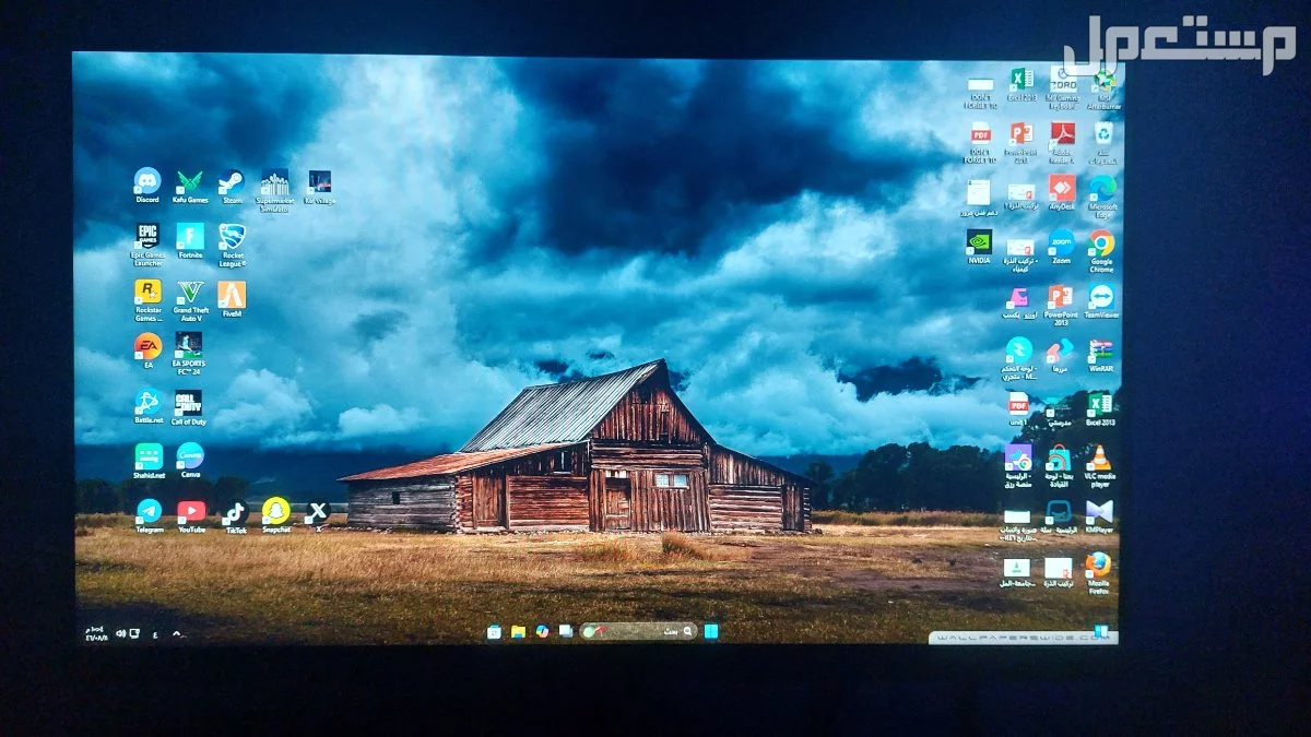 PC للبيع شبه جديد بسعر 2500 ريال سعودي