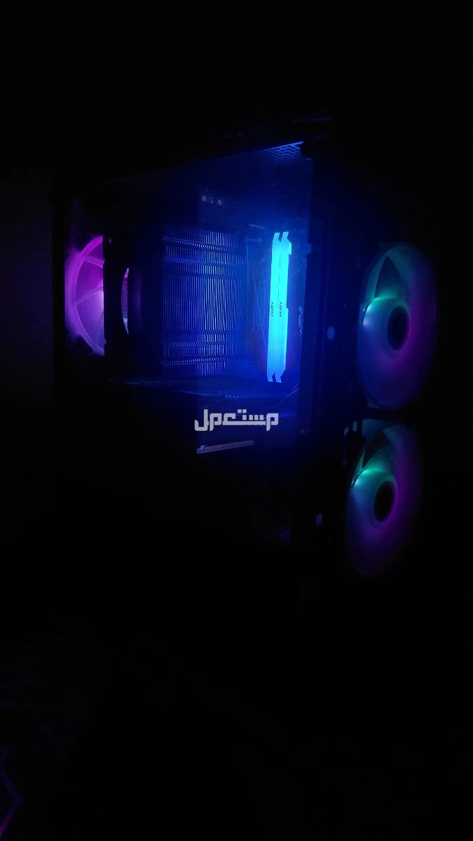 PC للبيع شبه جديد بسعر 2500 ريال سعودي